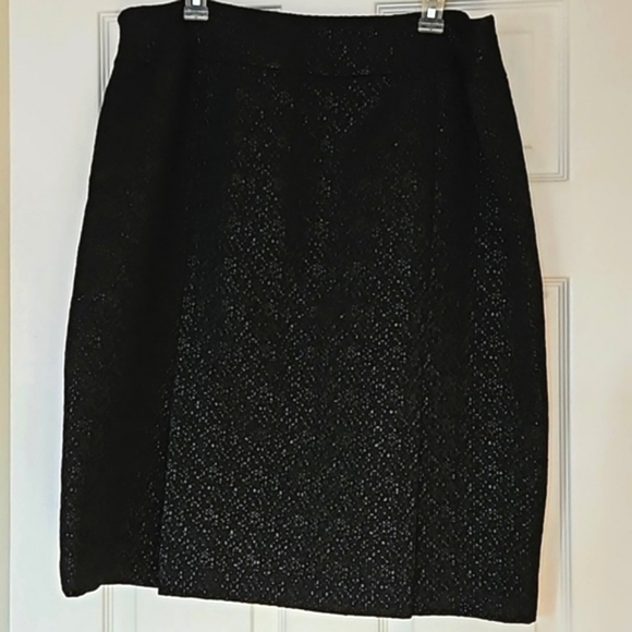 Sz 16, NWOT. Lafayette 148 NY shimmer Skirt, black wool & silk. - Picture 1 of 11
